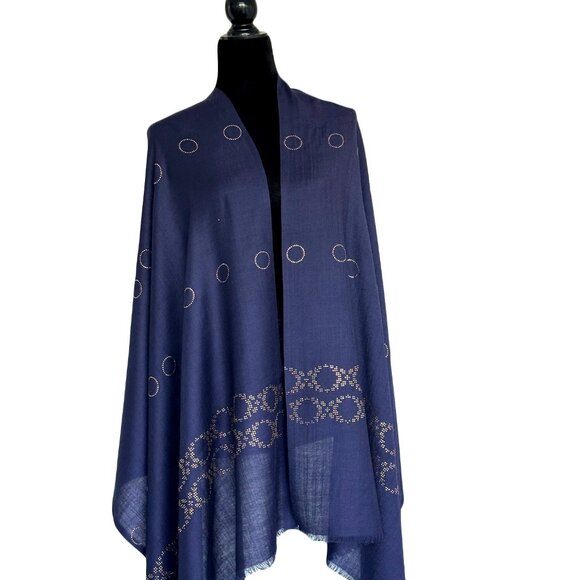 Navy Pashmina wrap | versatile scarf | Date night scarf | shawl for wedding - Picture 2 of 7